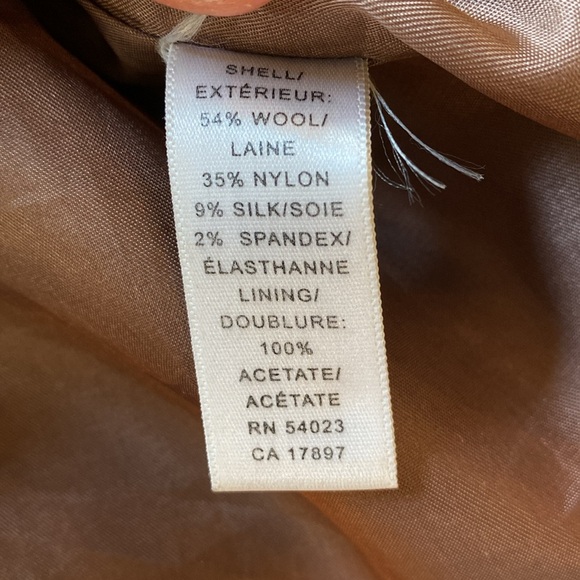 Banana Republic Wool Skirt - Picture 4 of 6